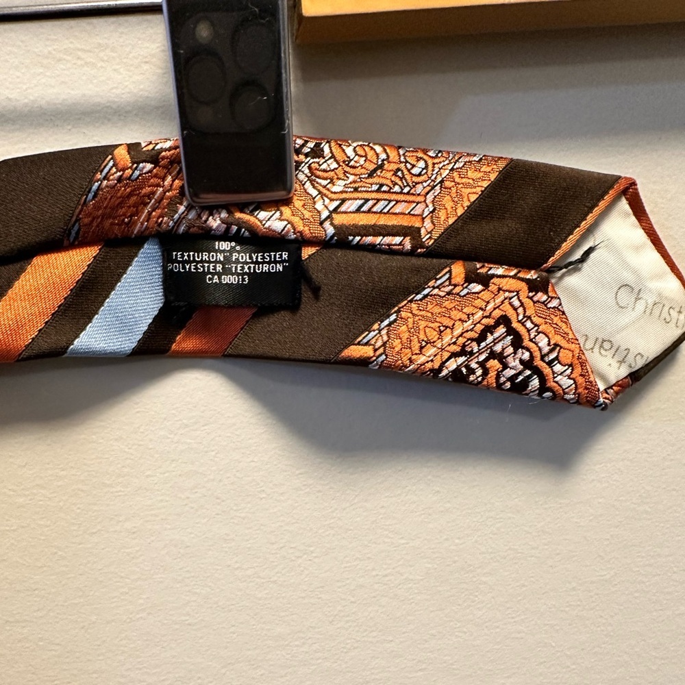 Luxury Christian Dior Ties! - Picture 11 of 13
